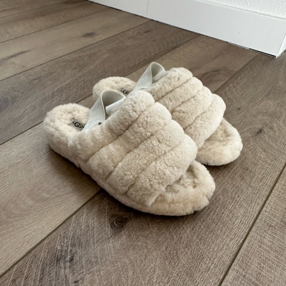 UGG Fluff Yeah Slides in Cream Silver Size 7 - Picture 2 of 10